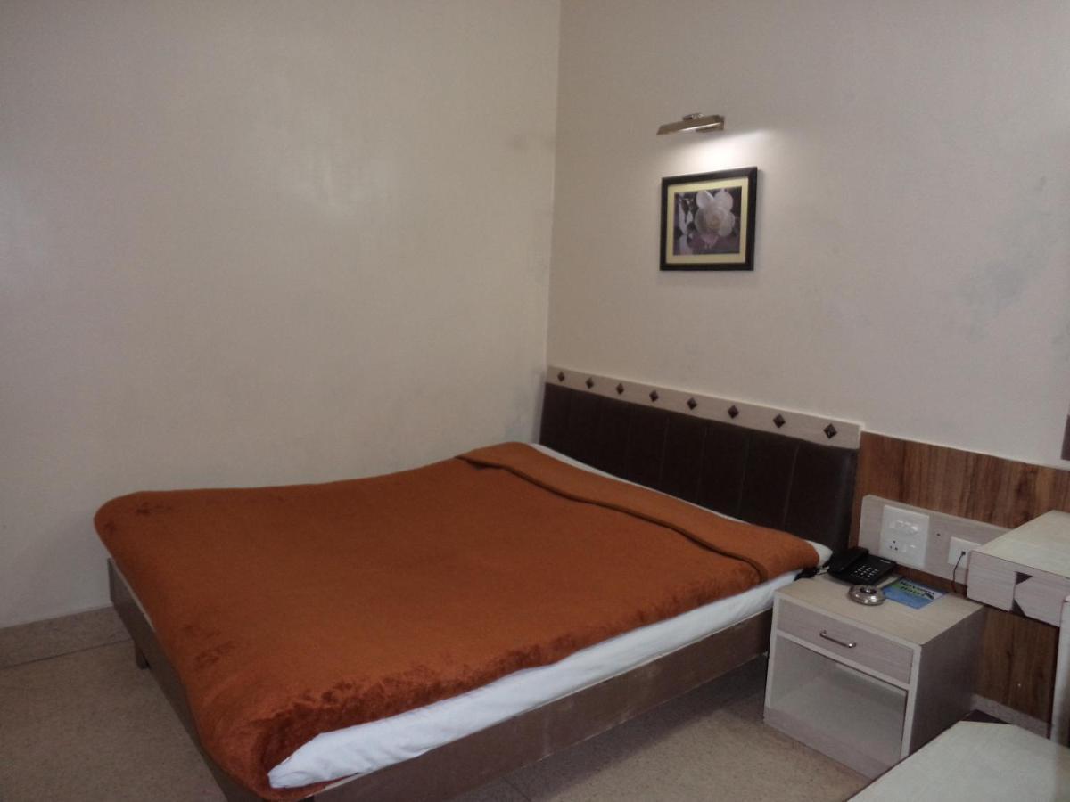 Hotel Monsoon Shillong Extérieur photo